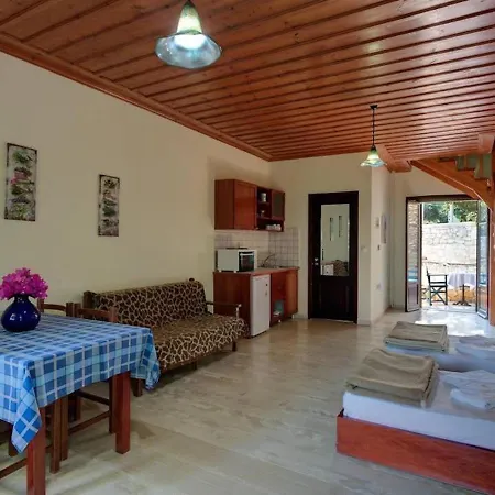 Group Accommodation In Crete Separate Houses Ferienhaus *